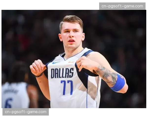 东契奇场均触球93.1次 独行侠核心传球频率未减反增 东契奇场均触球93.1次 独行侠核心传球频率未减反增