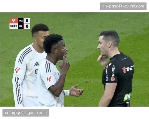 巴萨皇马仅一分之差 剩余赛程难度成争冠关键变量 巴萨皇马仅一分之差 剩余赛程难度成争冠关键变量